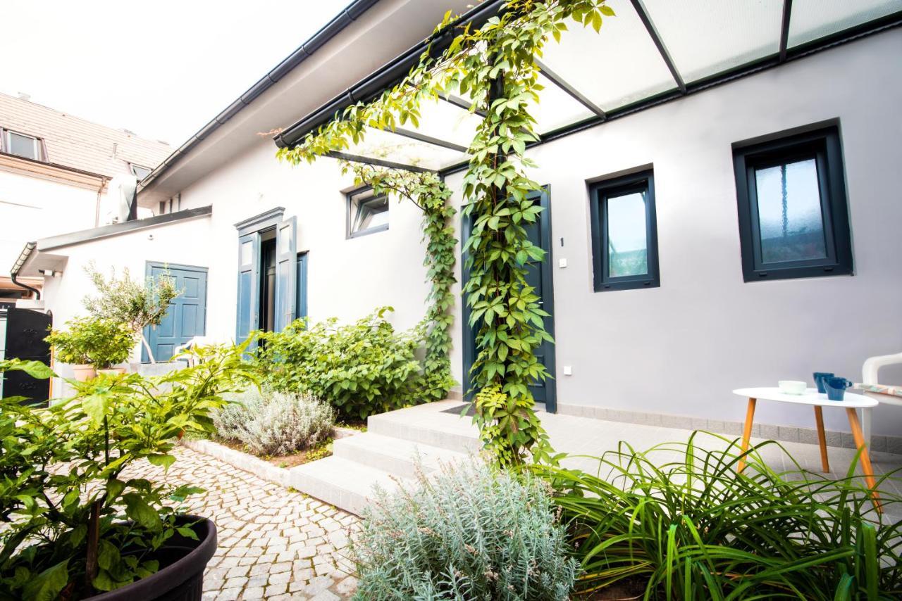 Apartmani Sterija Novi Sad Eksteriør bilde
